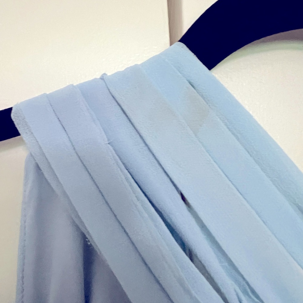 Badgley Mischka Belle Dress Size 12‎ - Light Blue with Intricate Back Detail - Picture 5 of 7